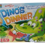 JUEGO DE MESA DINOSAURIO DINNER 27X22X10CM 53954